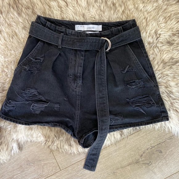 Iro Distressed Belted Shorts - Picture 2 of 5